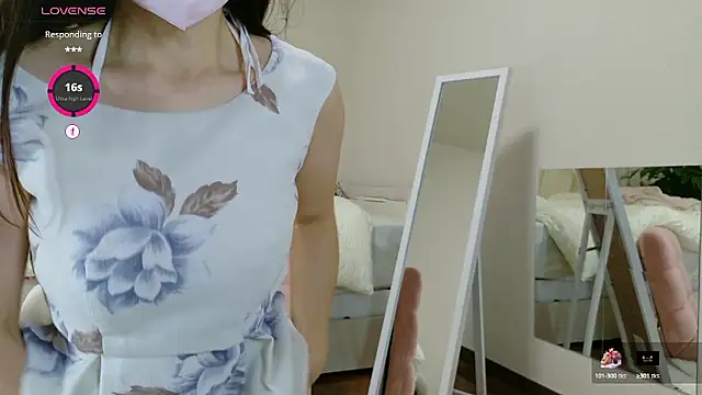 Snapshot of momochan88 chatting on September 17, 3:08 am momochan88 online show from September 17, 3:08 am