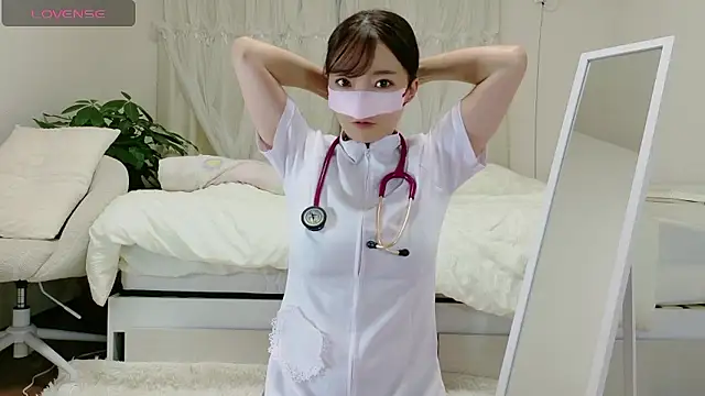 Snapshot of momochan88 chatting on October 3, 12:35 pm momochan88 online show from October 3, 12:35 pm