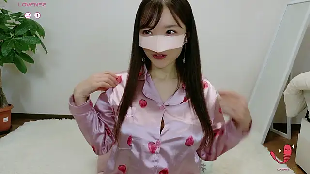 momochan88 online show from February 20, 12:05 pm