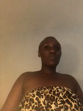 Lola kims online show from April 24, 10:12 pm