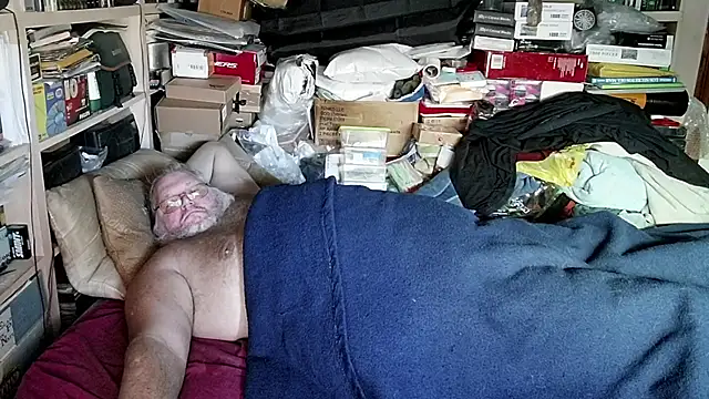 hadeszeuss2 online show from December 26, 4:14 pm