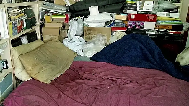 hadeszeuss2 online show from January 3, 6:14 pm