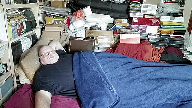 hadeszeuss2 online show from January 22, 2:35 pm