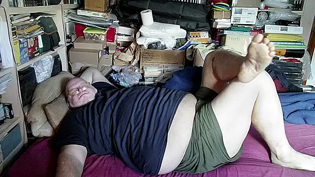 hadeszeuss2 online show from January 27, 2:35 pm