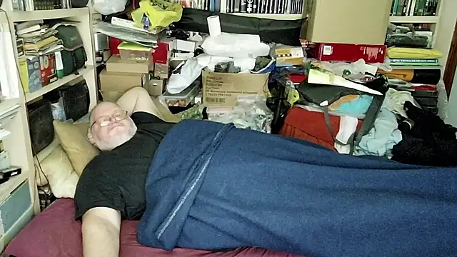 hadeszeuss2 online show from February 20, 5:40 pm