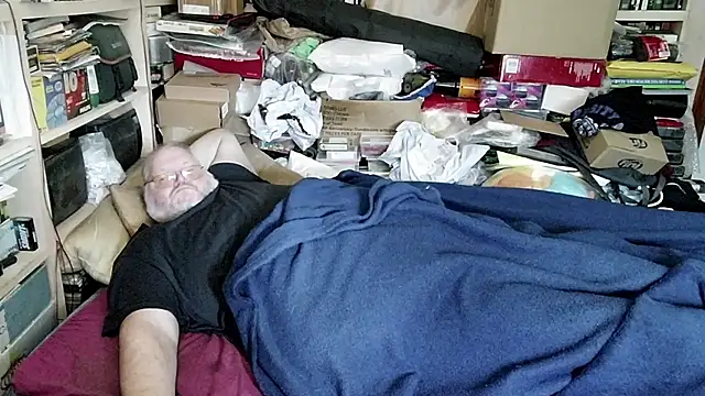 hadeszeuss2 online show from March 22, 5:41 pm