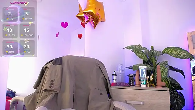 Snapshot of Camille_jhonson chatting on March 12, 1:19 pm Camille jhonson online show from March 12, 1:19 pm