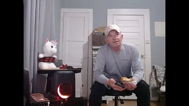 straightinyou online show from January 10, 2:02 pm