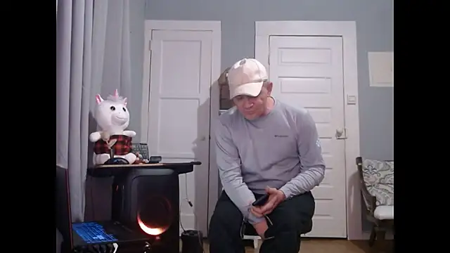 straightinyou online show from January 11, 1:16 am