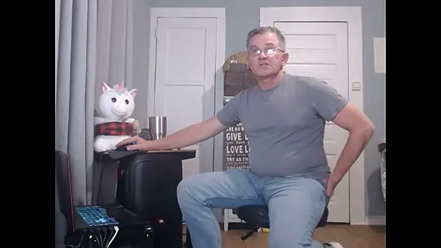 straightinyou online show from January 11, 11:56 pm