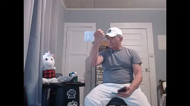 straightinyou online show from January 25, 4:35 pm