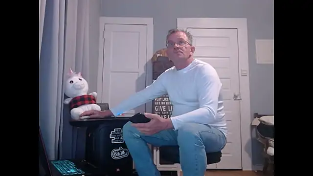 straightinyou online show from January 30, 11:24 pm