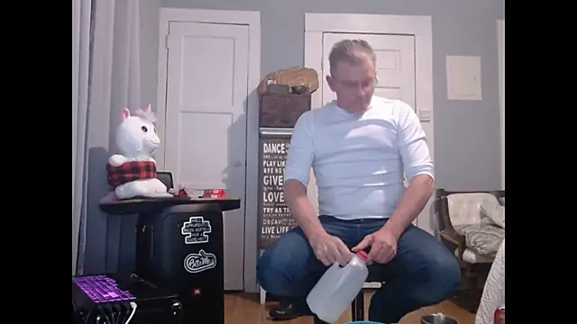 straightinyou online show from February 1, 1:12 am