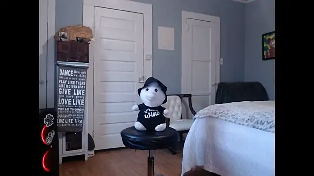 straightinyou online show from February 14, 5:46 pm