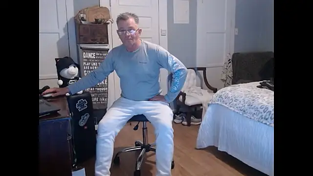 straightinyou online show from February 15, 3:17 pm