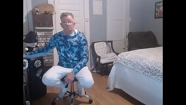 straightinyou online show from February 16, 12:10 pm