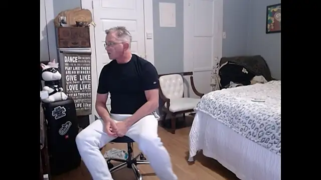 straightinyou online show from February 16, 11:05 pm