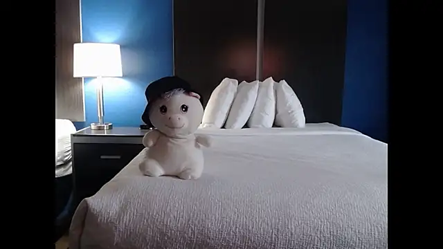 straightinyou online show from February 22, 8:09 pm