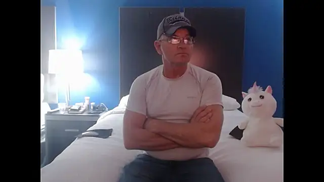 straightinyou online show from February 23, 11:44 am