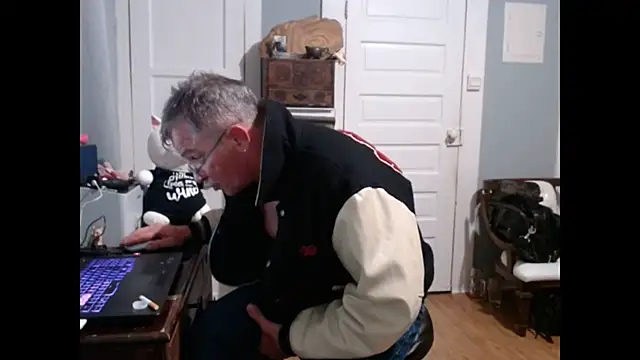 straightinyou online show from March 3, 12:16 pm