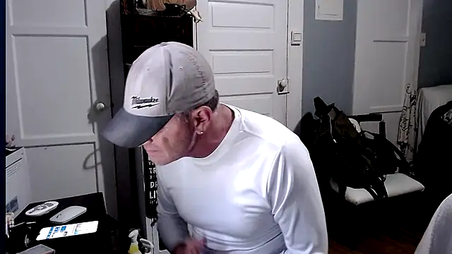 straightinyou online show from March 13, 4:01 pm