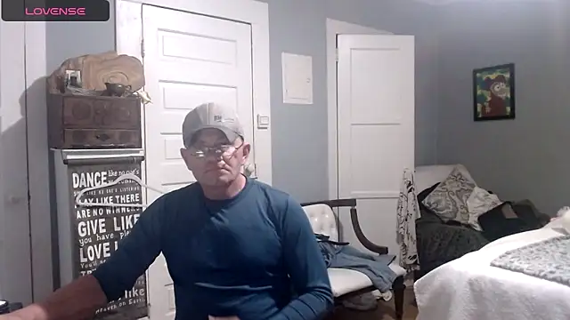 straightinyou online show from March 15, 9:49 pm