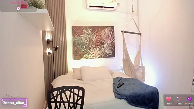 emma alice  online show from January 12, 10:42 am