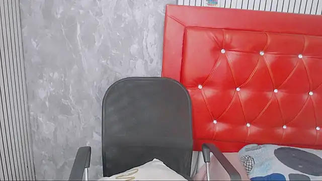 sophia  sweet1 online show from April 23, 1:40 am