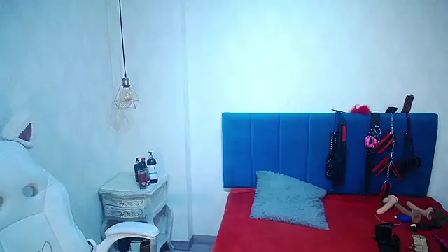 selenablairx online show from April 20, 6:31 pm