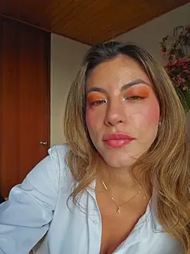 Karen San Miguel online show from April 20, 9:49 pm