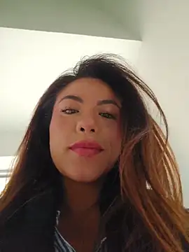 Karen San Miguel online show from June 3, 8:14 pm
