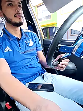 Snapshot of mosmar_20 chatting on December 13, 9:42 pm mosmar 20 online show from December 13, 9:42 pm