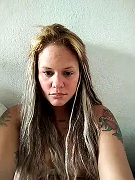 perolaar online show from March 1, 10:55 am