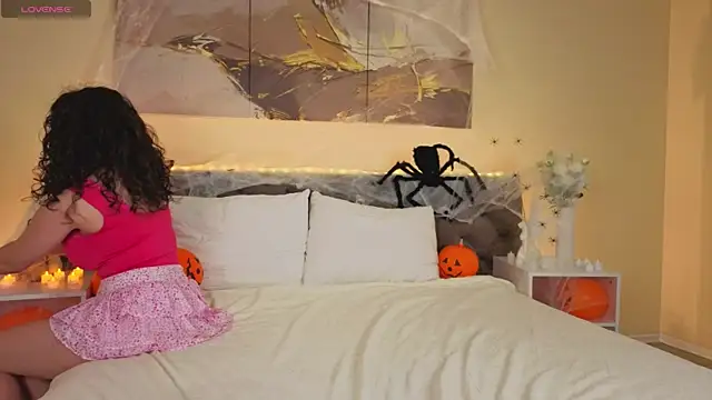 Ariella Sol online show from November 3, 1:08 am