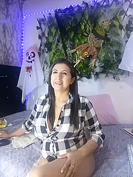 Snapshot of any_mour chatting on November 2, 3:58 pm any mour online show from November 2, 3:58 pm