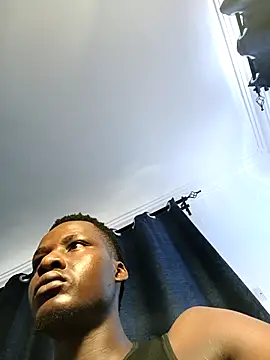 Snapshot of BODYtherapist chatting on October 1, 9:48 am BODYtherapist online show from October 1, 9:48 am