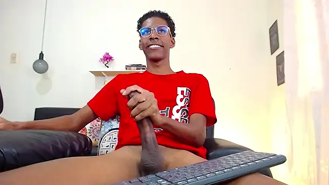 maiki18  online show from January 22, 4:33 pm