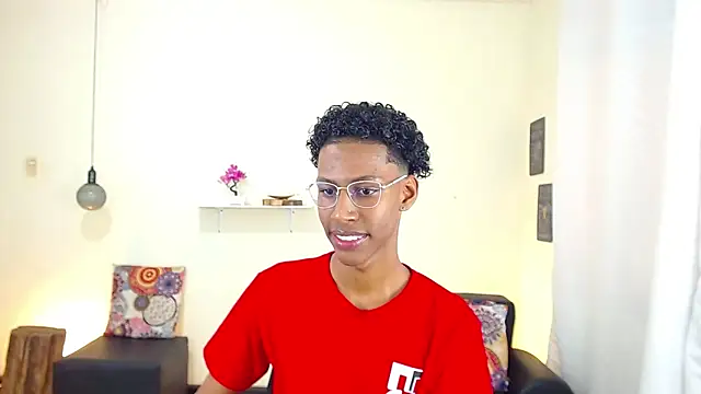 maiki18  online show from March 17, 1:50 pm