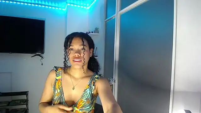 Dena k  online show from December 3, 10:17 am