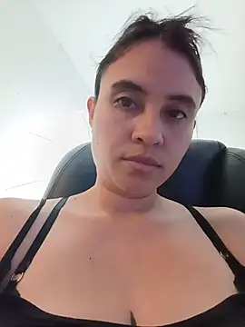 Snapshot of keelly_richaardson1 chatting on November 21, 9:13 pm keelly richaardson1 online show from November 21, 9:13 pm