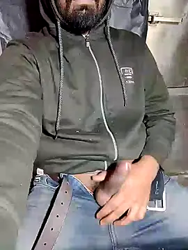 Snapshot of rayhan085 chatting on January 9, 5:33 pm rayhan085 online show from January 9, 5:33 pm