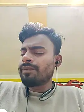 Snapshot of rayhan085 chatting on March 20, 6:19 am rayhan085 online show from March 20, 6:19 am