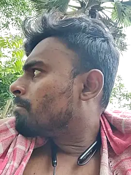 Snapshot of rayhan085 chatting on March 22, 8:40 am rayhan085 online show from March 22, 8:40 am