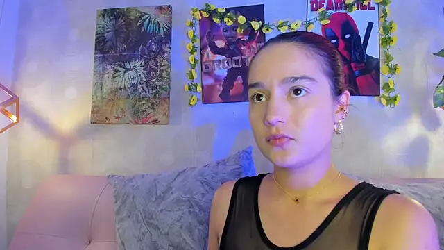 Snapshot of Ari_Baker chatting on January 3, 7:39 pm Ari Baker online show from January 3, 7:39 pm