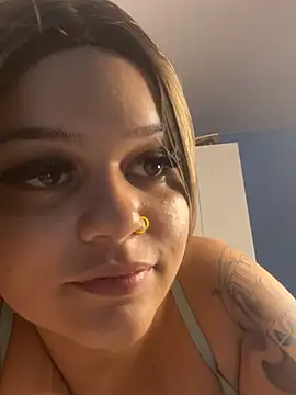 Lolacavalona online show from December 15, 8:58 pm