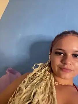 Lolacavalona online show from January 13, 8:26 pm