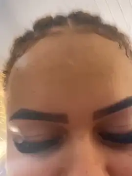 Lolacavalona online show from January 15, 5:08 am