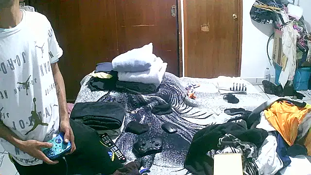 jperezofficial1 online show from October 8, 5:05 am