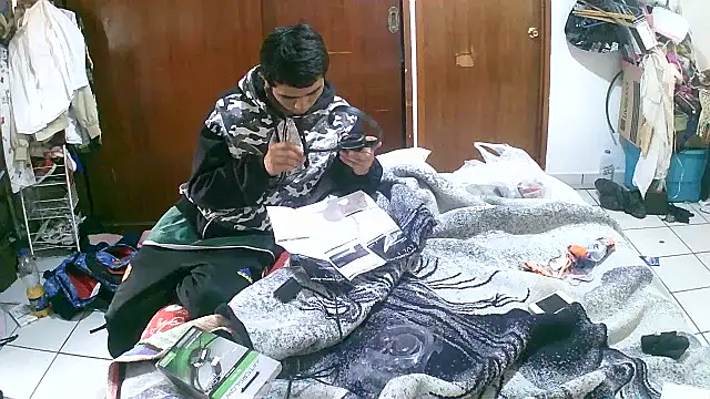 jperezofficial1 online show from October 8, 5:10 pm