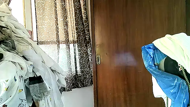 jperezofficial1 online show from October 15, 8:20 pm